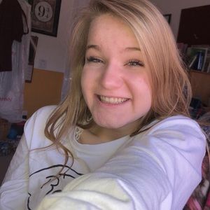 Meet your Posher, Mackenzie